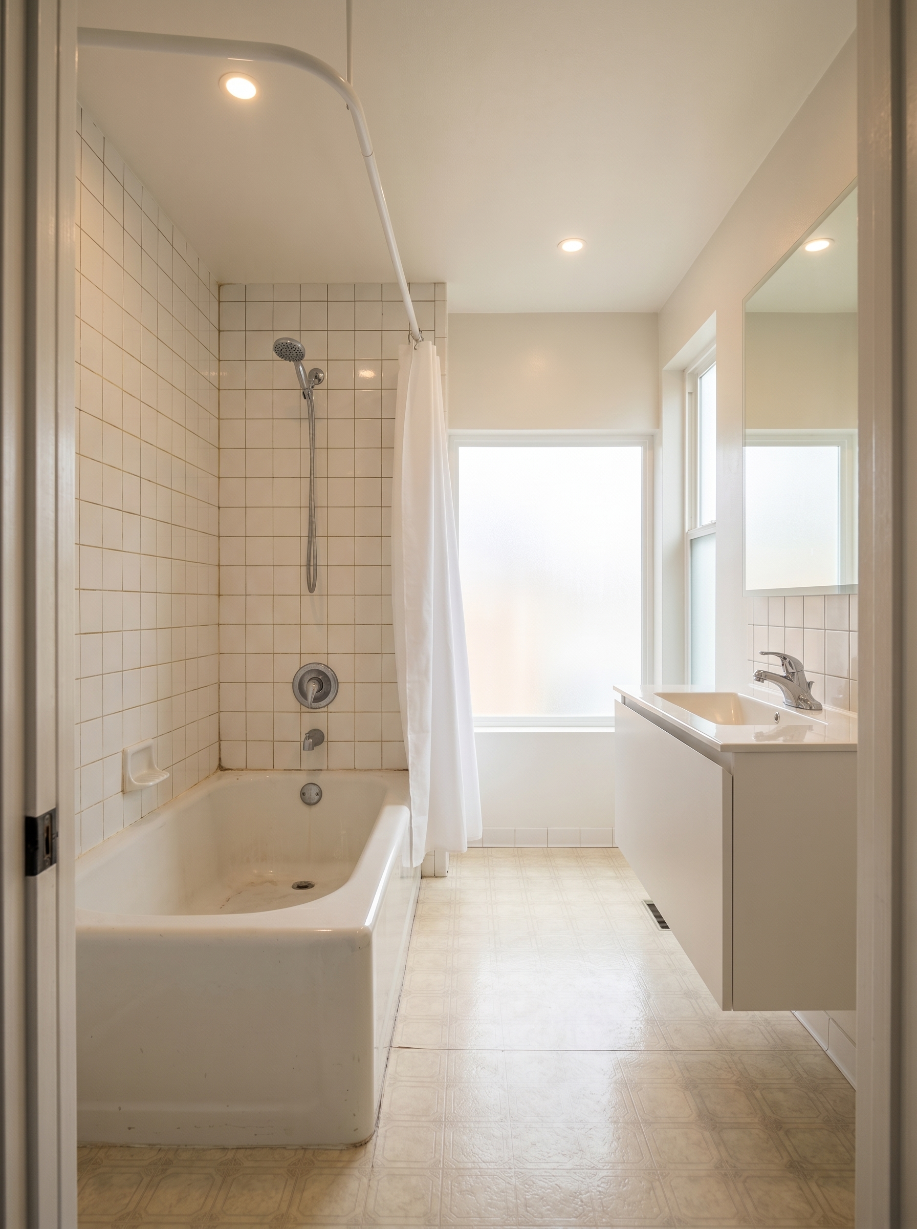 Before: Tub-to-shower conversion